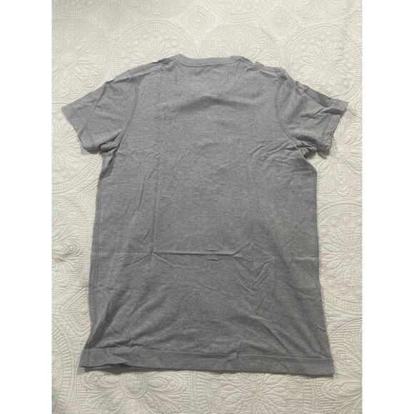 Abercrombie & Fitch Men’s Gray V-Neck Logo T-Shirt Muscle Fit Size XL - Picture 5 of 5